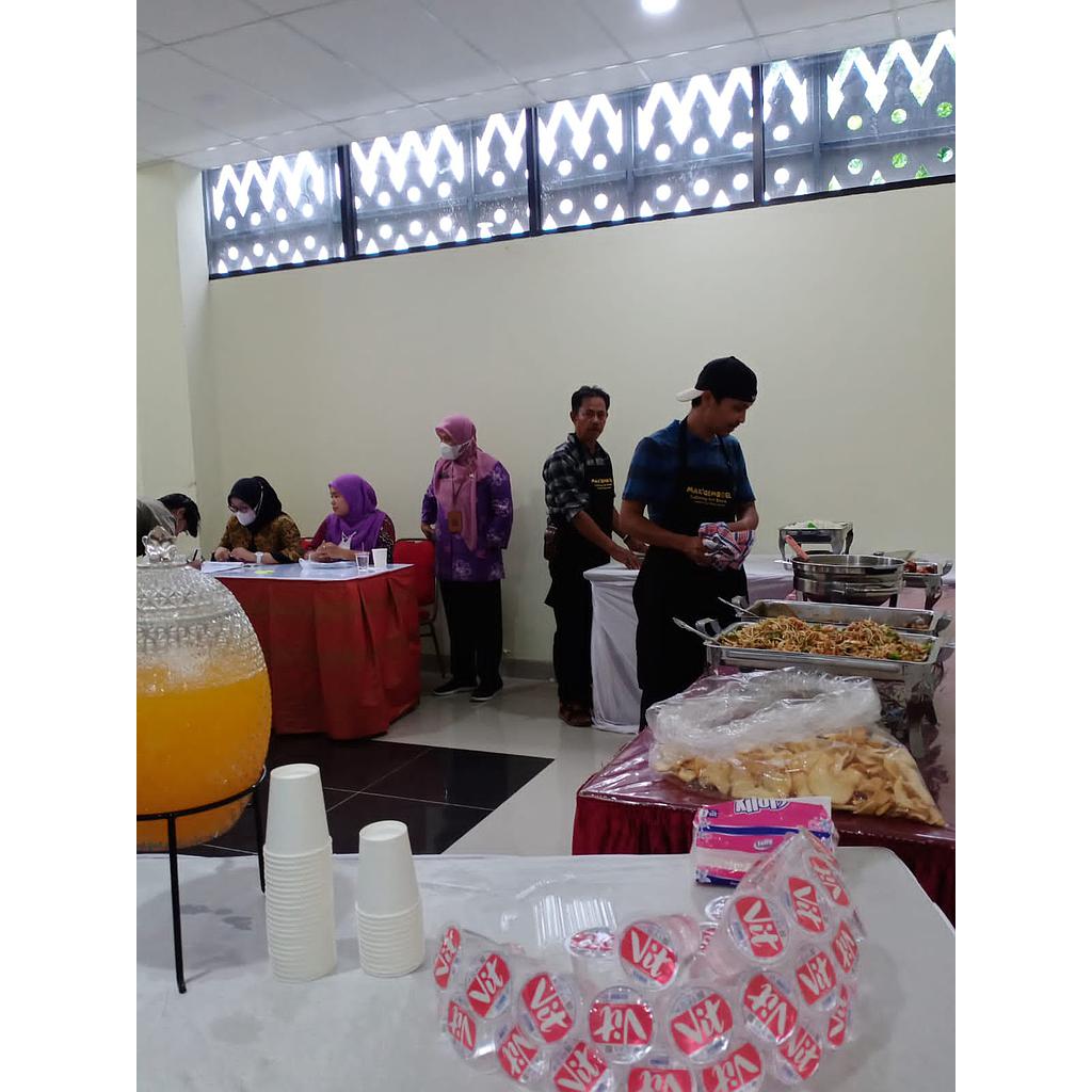 Prasmanan Mak Gemboel