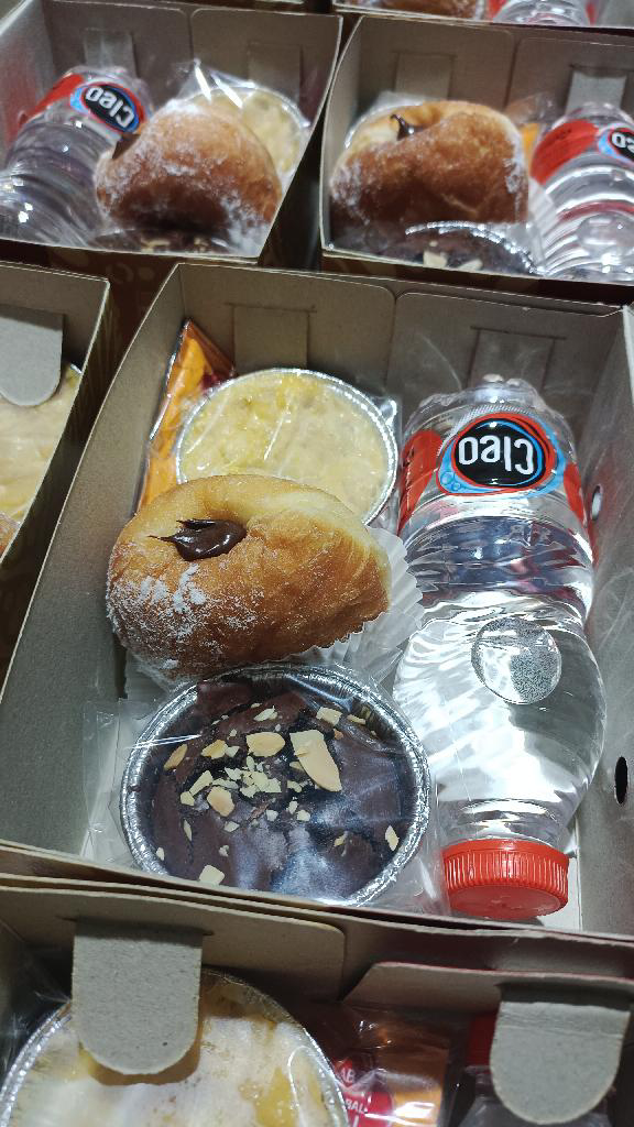 Snack box