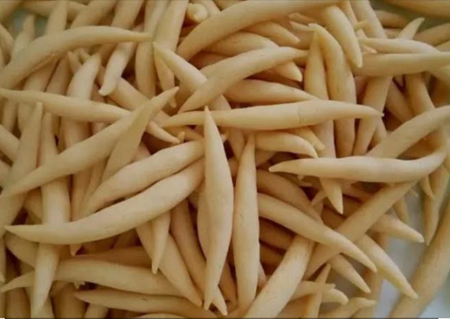 kue gabus keju
