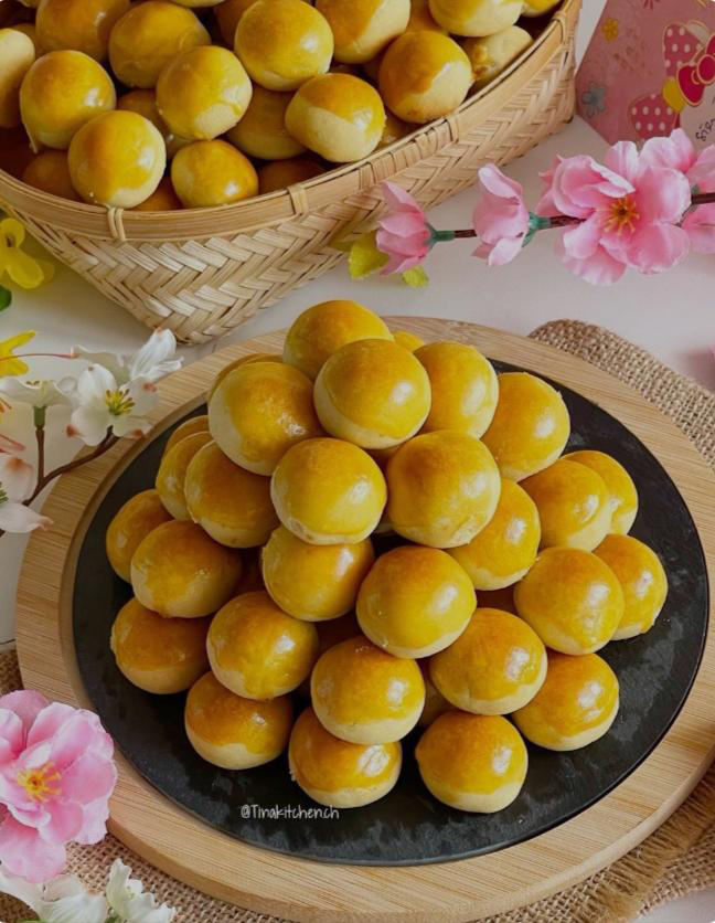 Biskuit Kaleng (Nastar Nanas, Kastangel, Putri Salju dan Kacang Bawang)