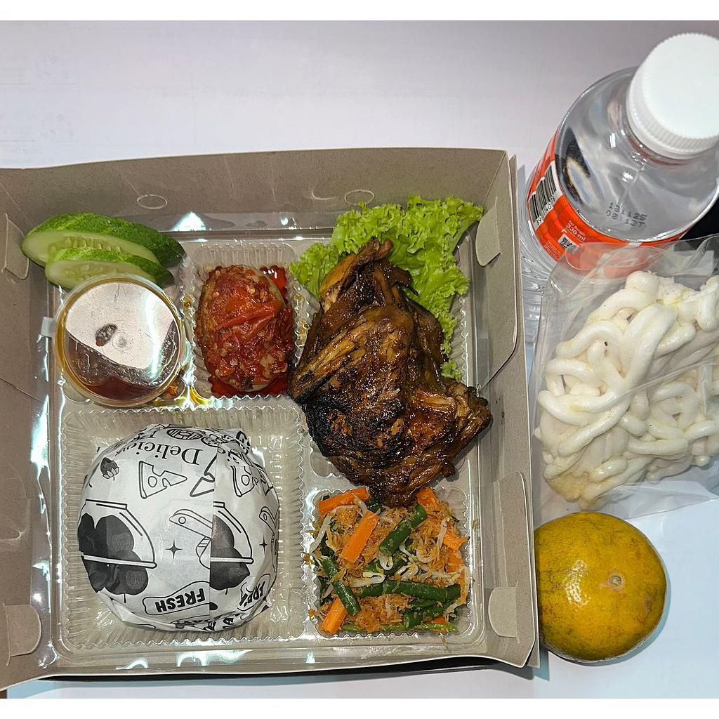 Paket Nasi Box 1 "BAKUL MIMIKU"