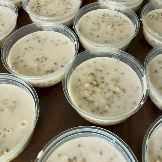 Bubur kacang Ijo + Air Mineral 330 ML