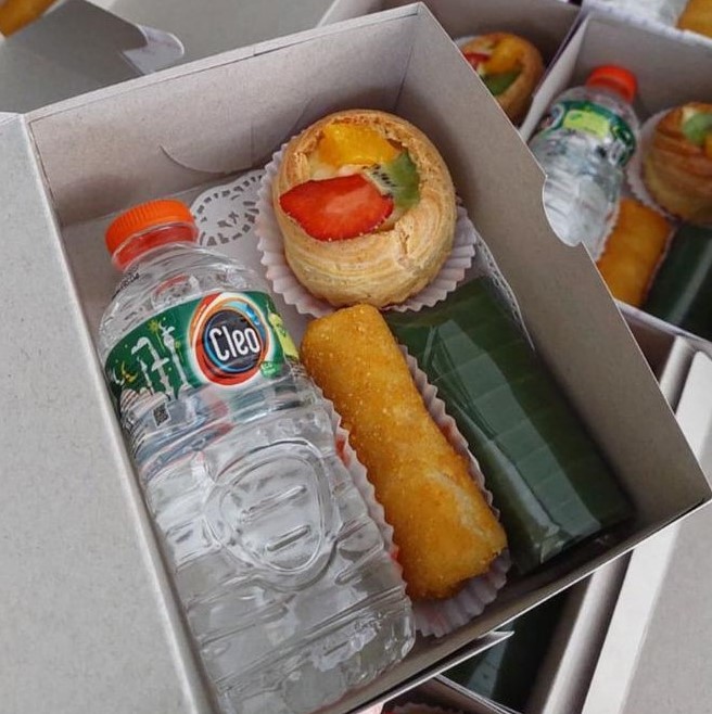 Little Zara Snack Box 18.000