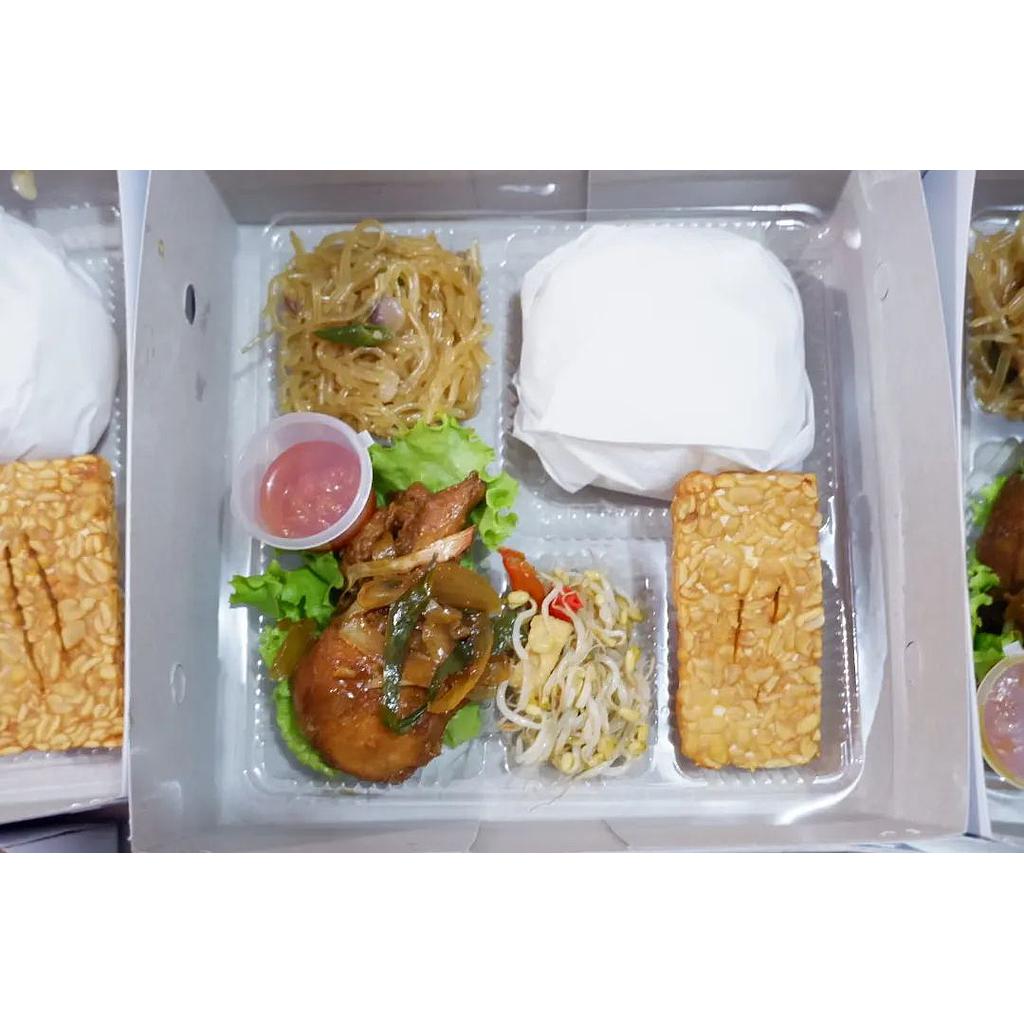 Nasi Box 4 by Qu'e Shop