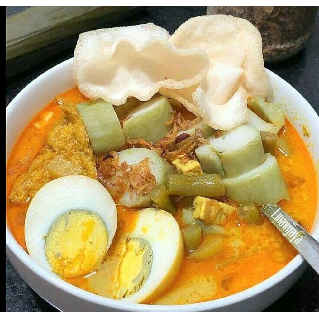 LONTONG SAYUR 