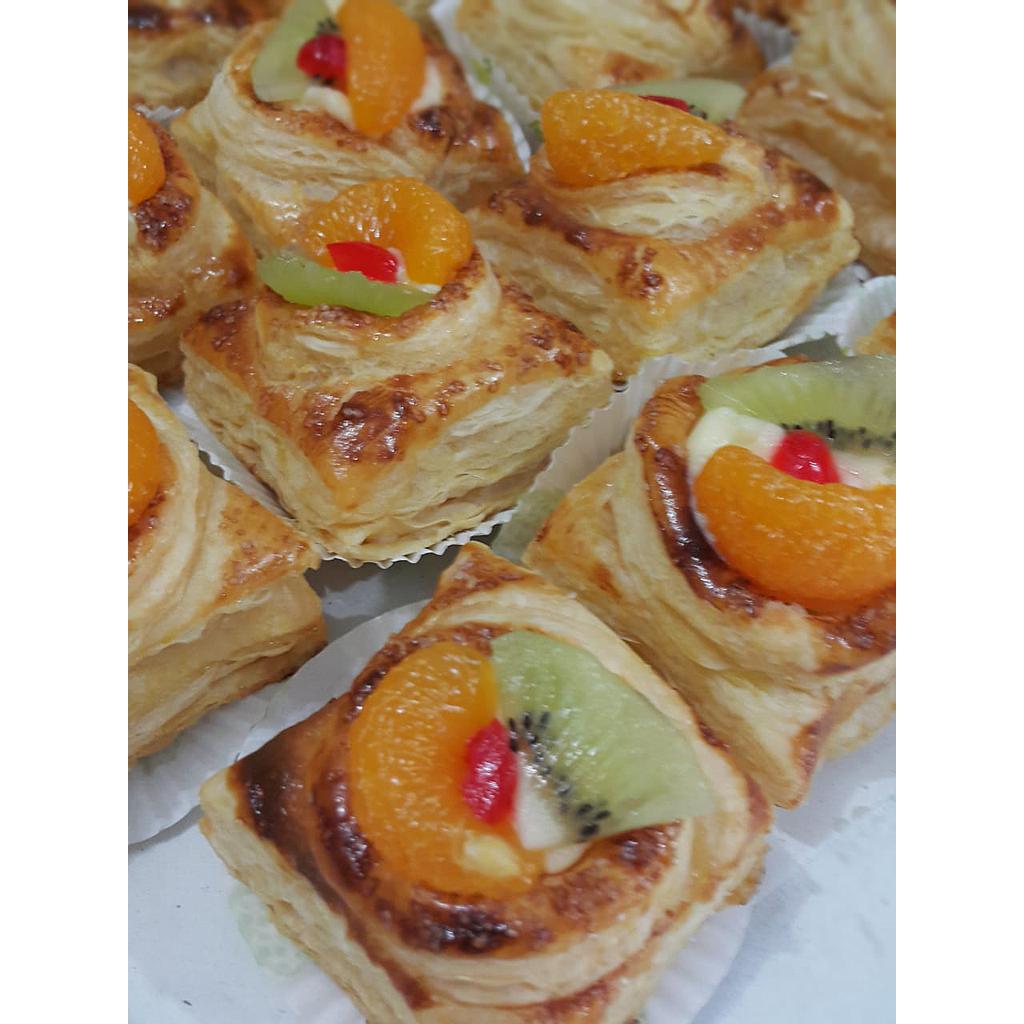 Fruit pastry