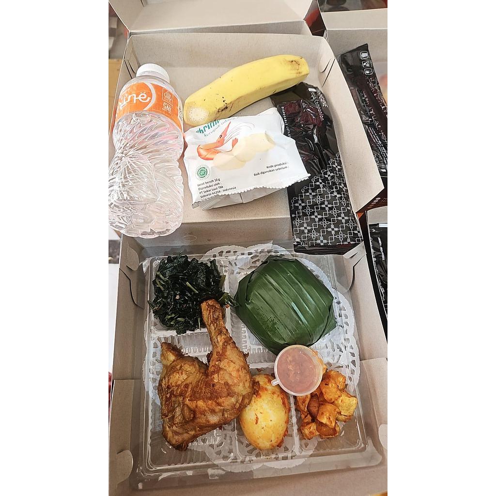 Paket Nasi Ayam Semur