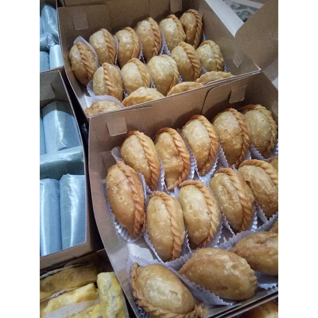 Paket Snack dan Nasi Box