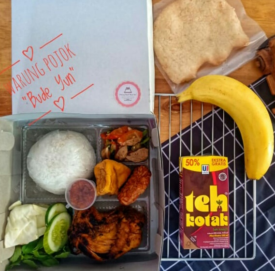 Nasi, Ayam + Oseng Brokoli