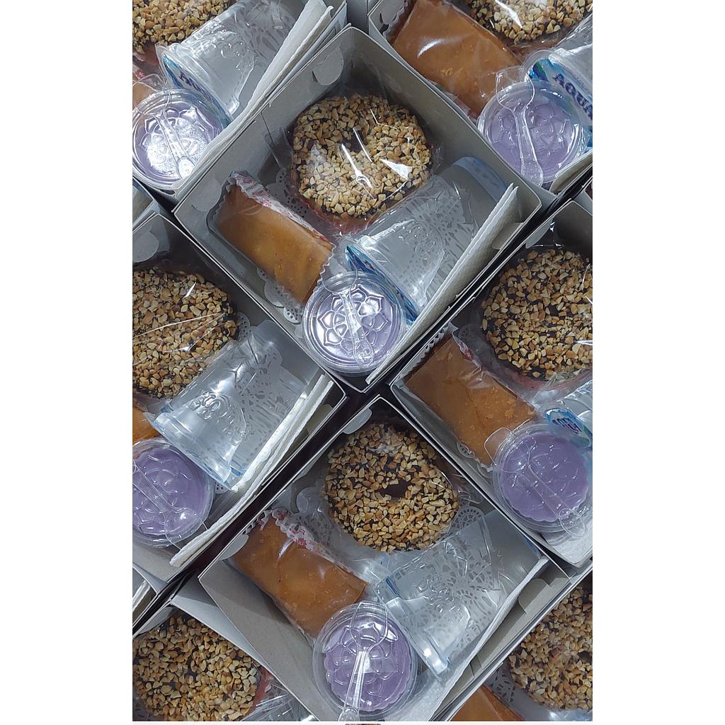 Paket Snack Box 18