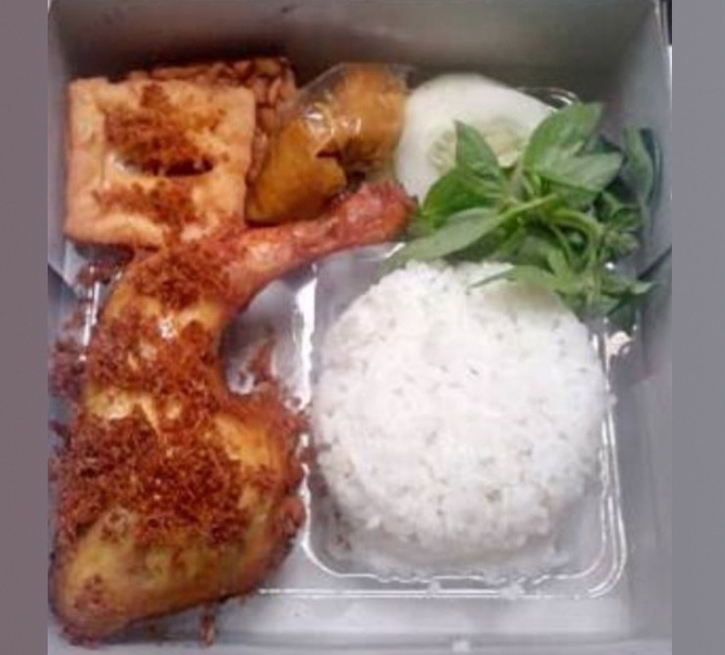 Paket Nasi Pecel Ayam