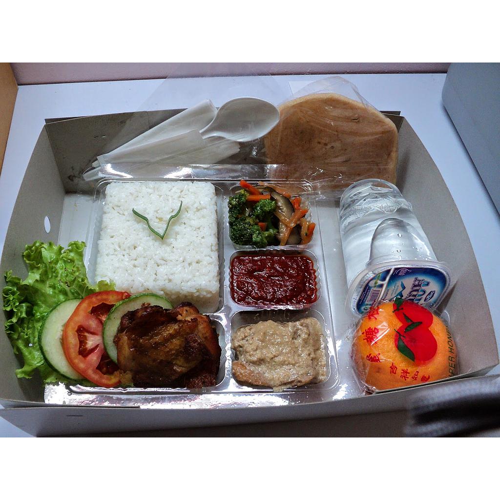Nasi Box Kipiksang