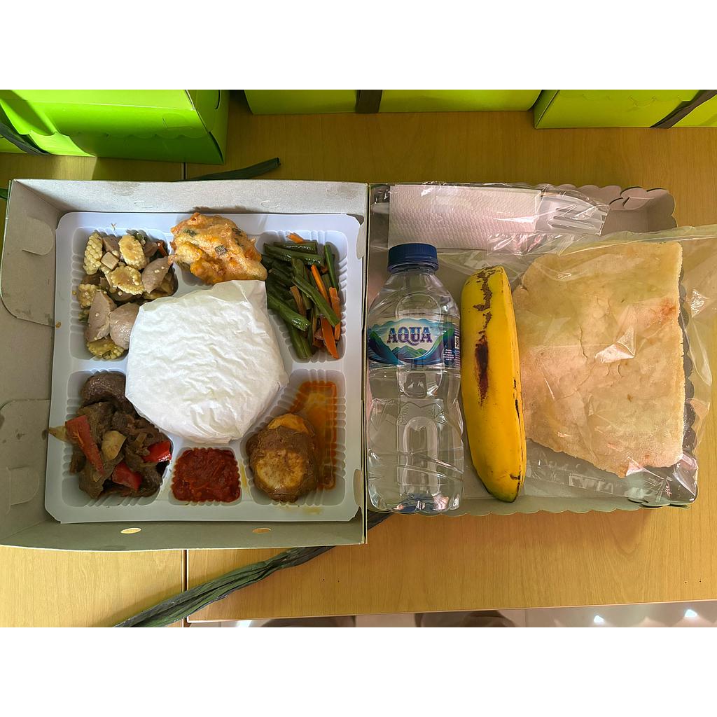 Paket nasi box