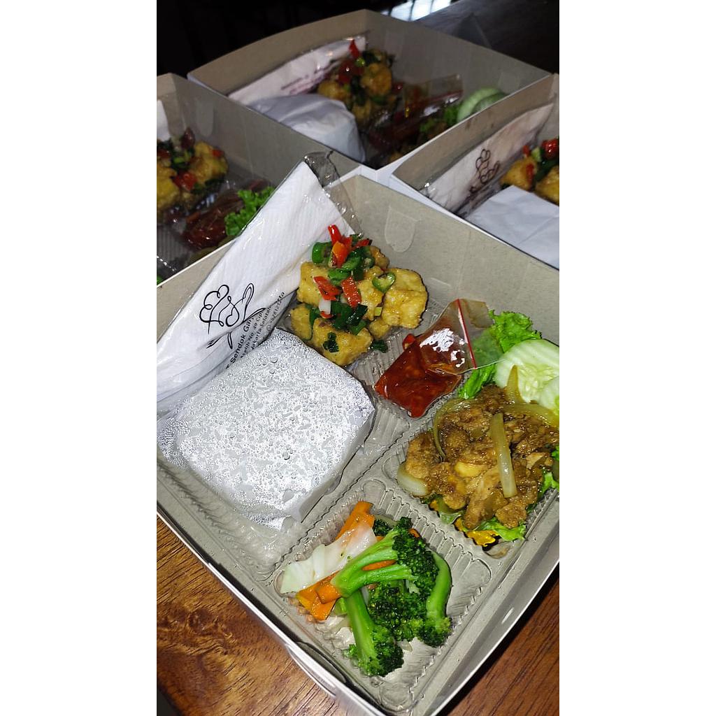 Nasi Box Paket B By Sendok Garpu Jakarta Catering