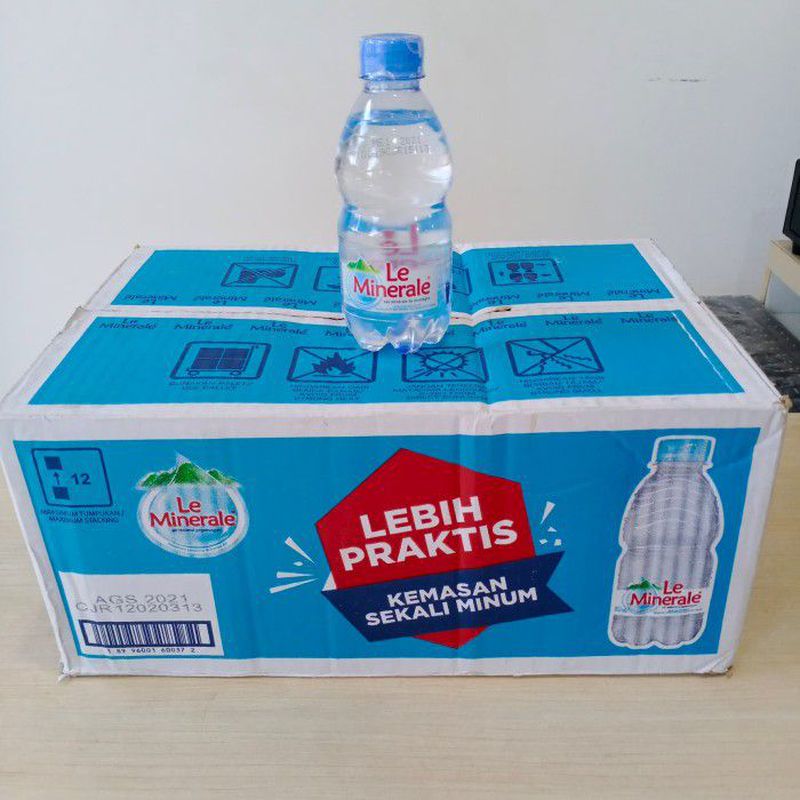 TOKO VALEN MINUMAN  AIR MENERAL KEMASAN- LE MINERALE 330 ML