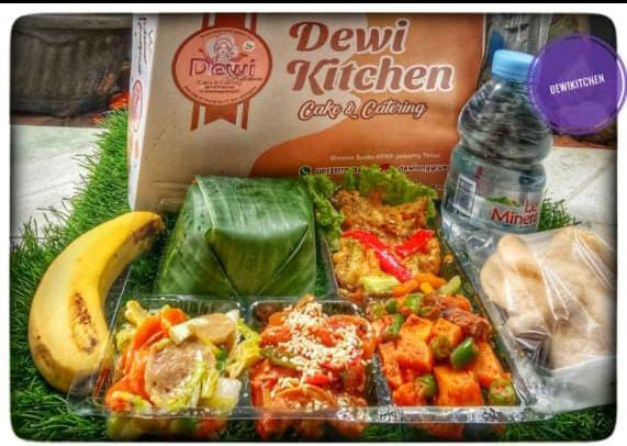 Paket 25 Box Nasi dan Snack By Dewi Kitchen