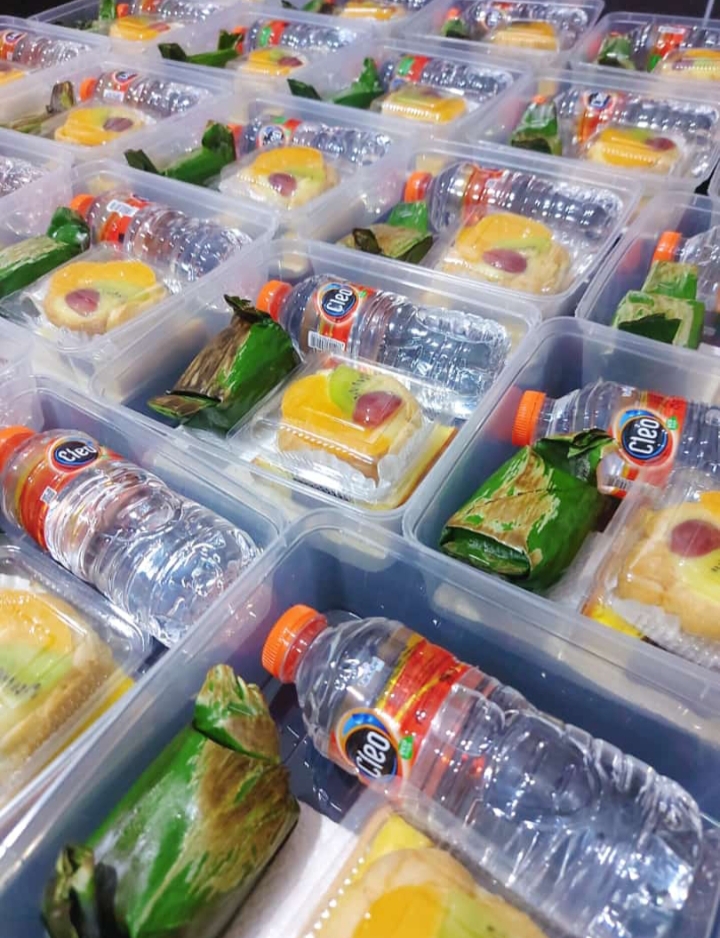 SNACK BOX BU ENDANG