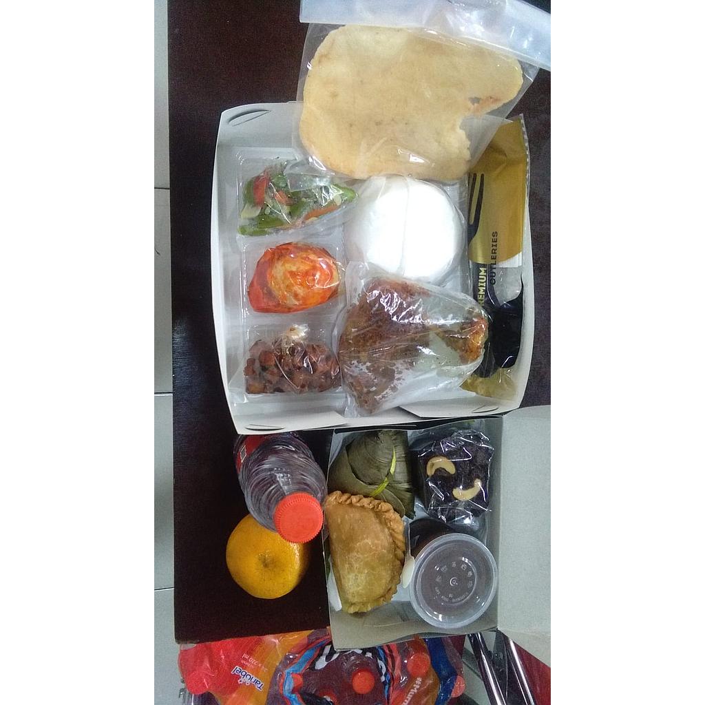 Paket nasi box dan snack Mas Fathir