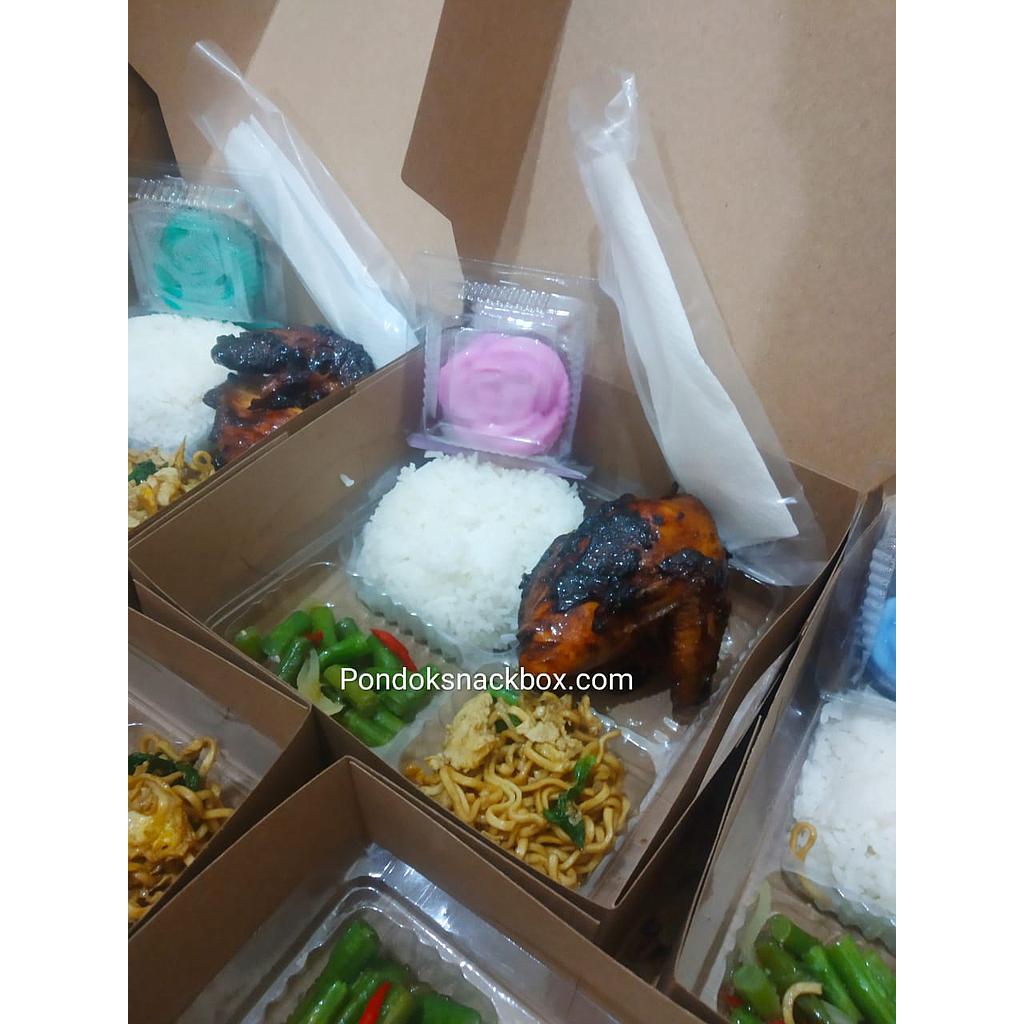 Nasi Box Ayam Bakar Mie Goreng