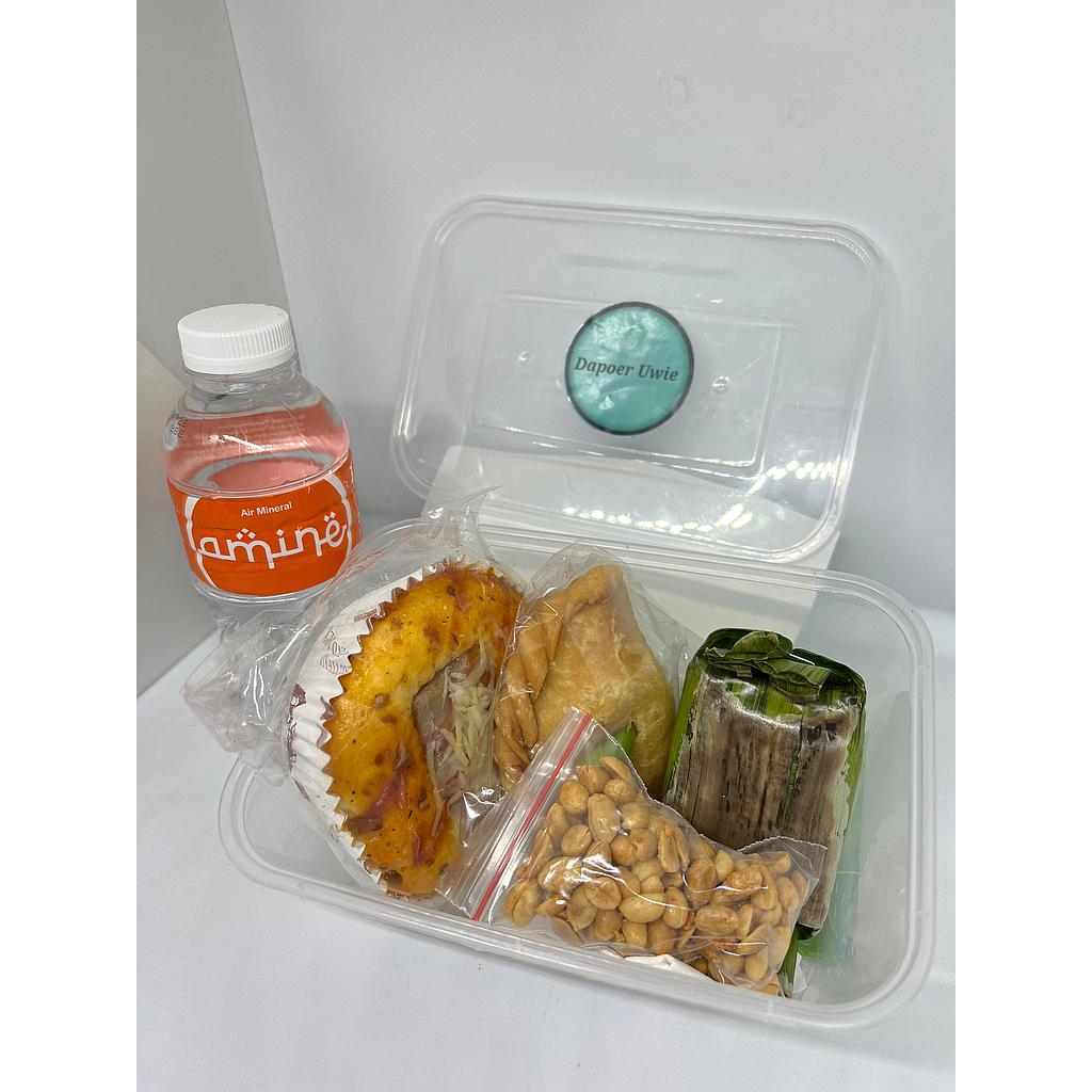 Snack Box Dapoer Uwie