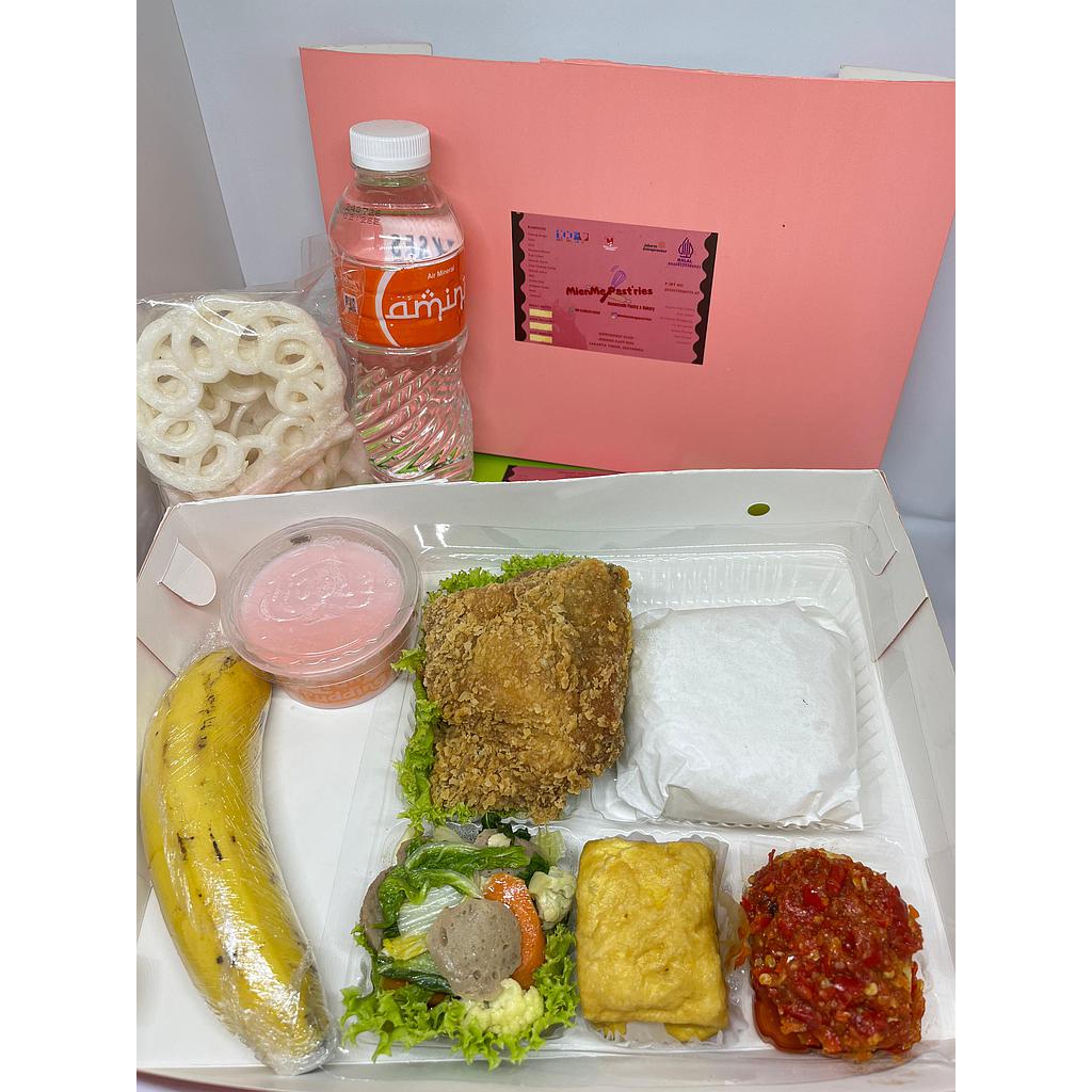Nasi Box MnM Pastries