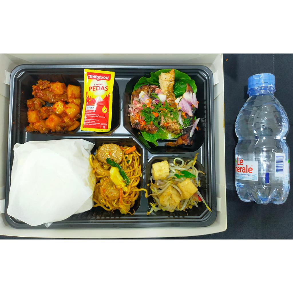 NASI BOX FIVE RESTO - B