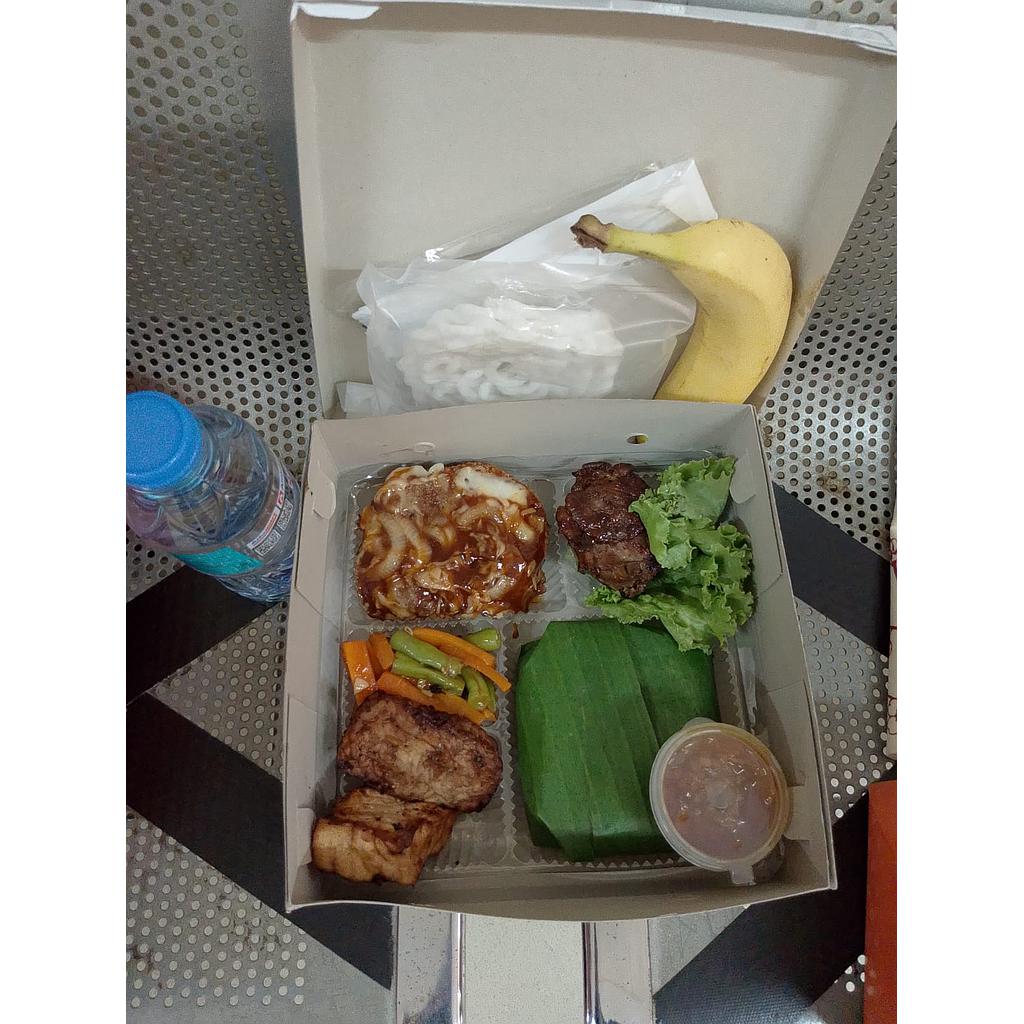 NASI BOX KROKET CENTIL