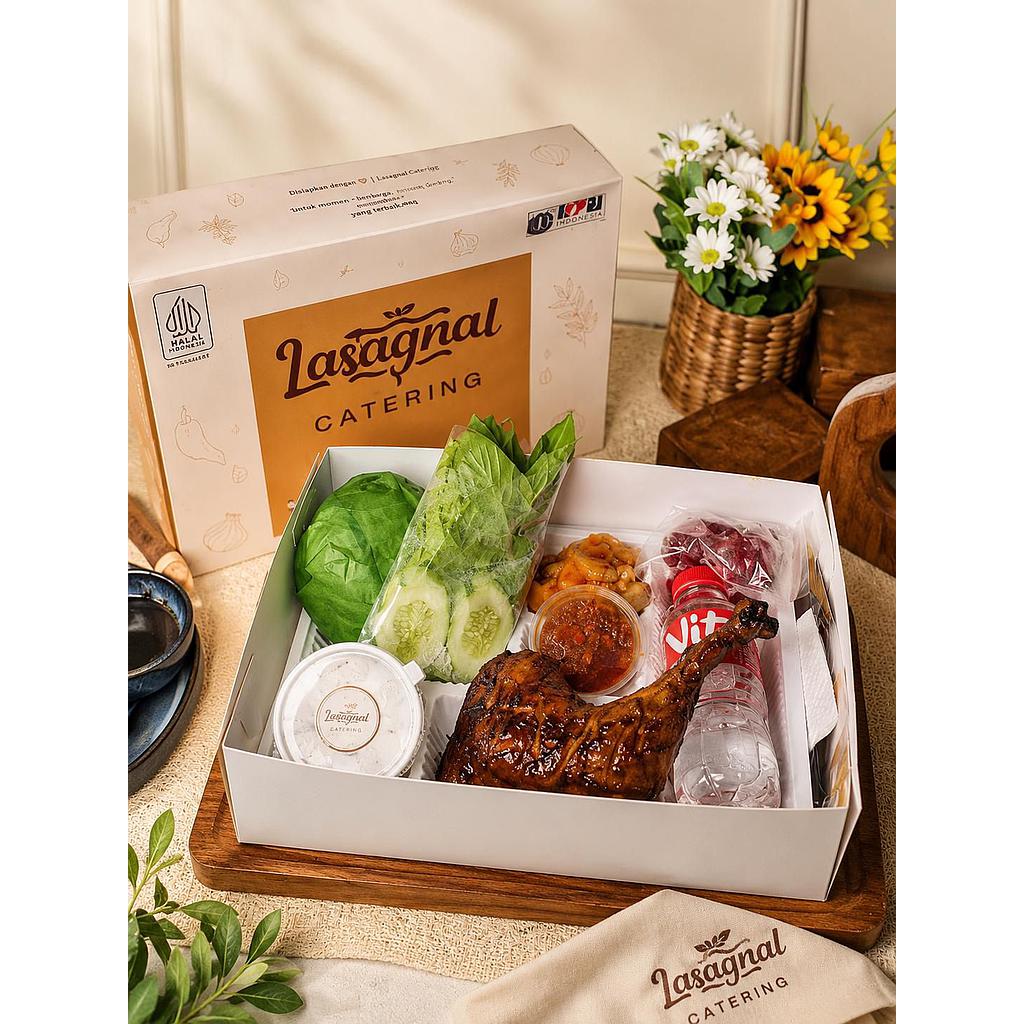 Lunch Box Premium lengkap