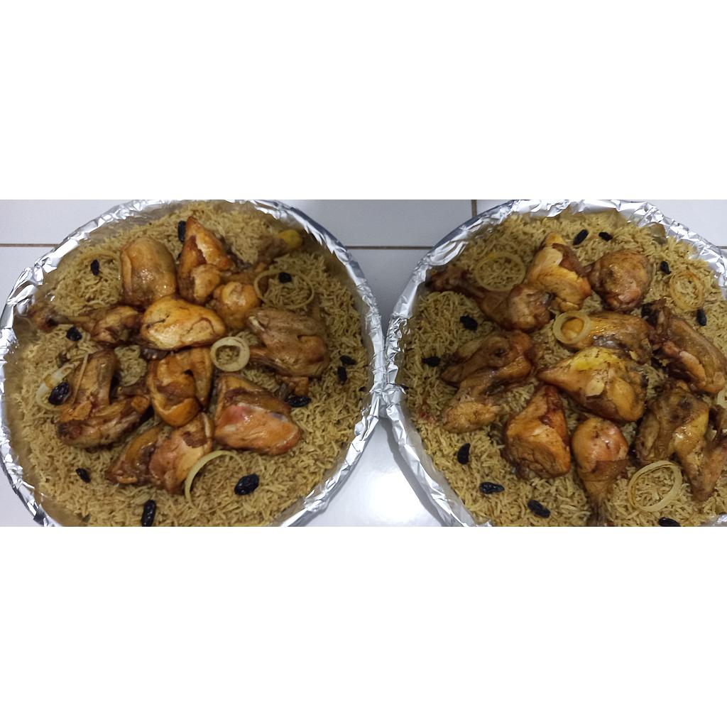 Nasi mandi dan kebuli nampan