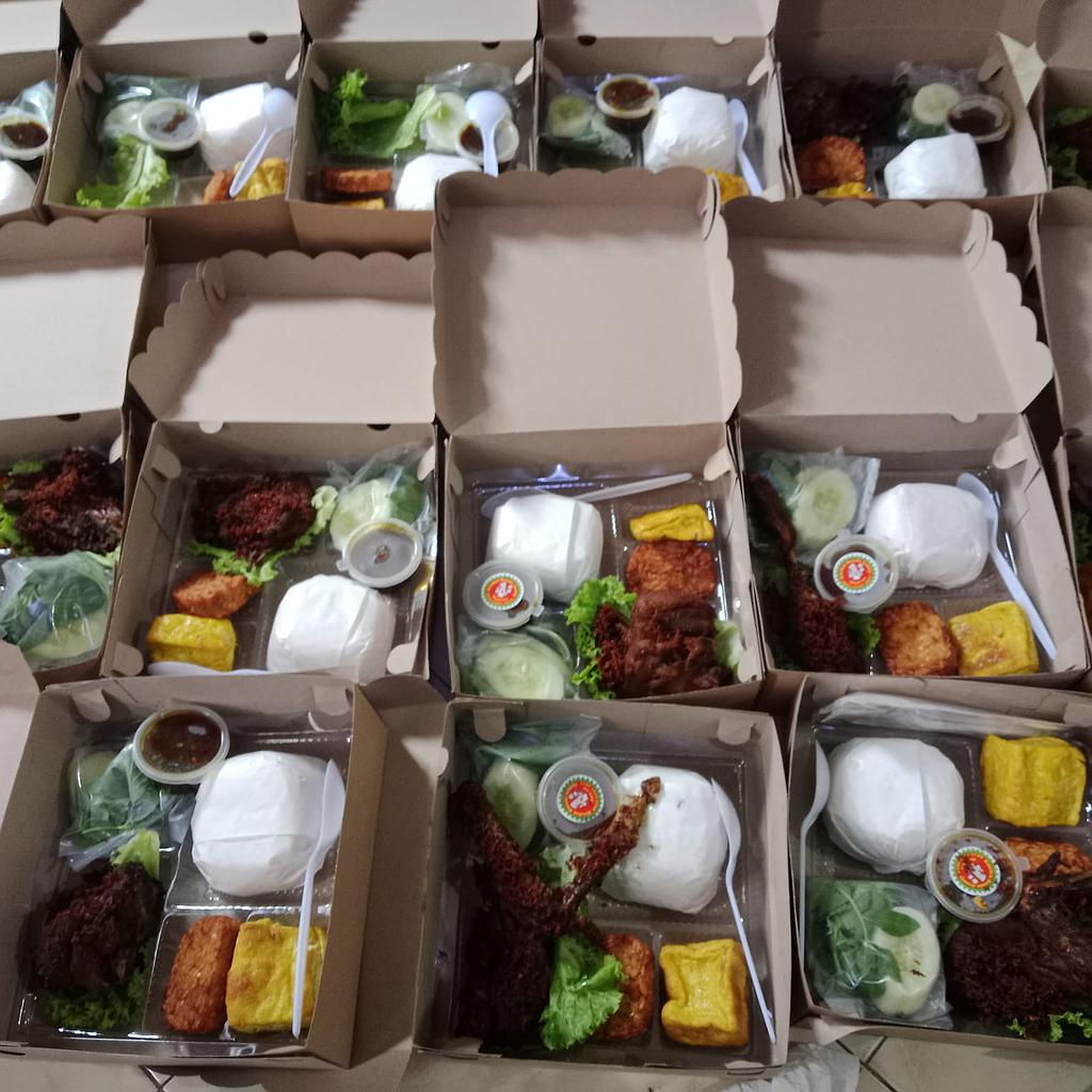 Nasi Boks