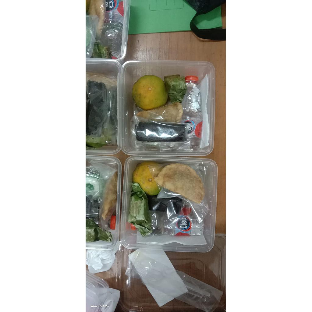 Snack Box RR Catering