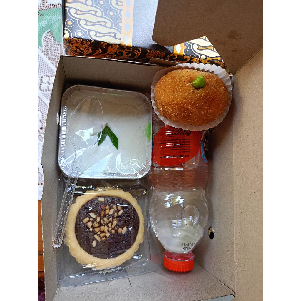 Snack Box Pangeran Paket 1