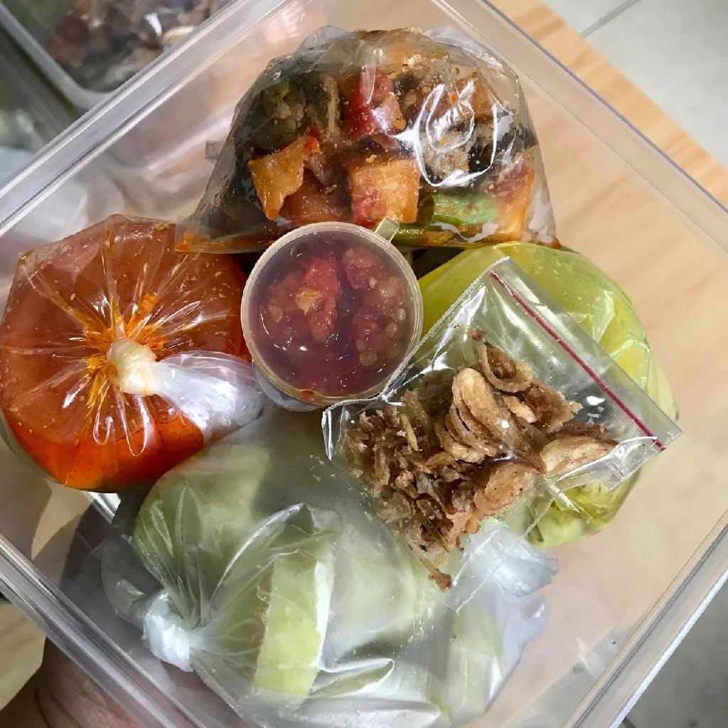 Lontong Opor (Cap Gomeh) Kamaliyyah Homemade