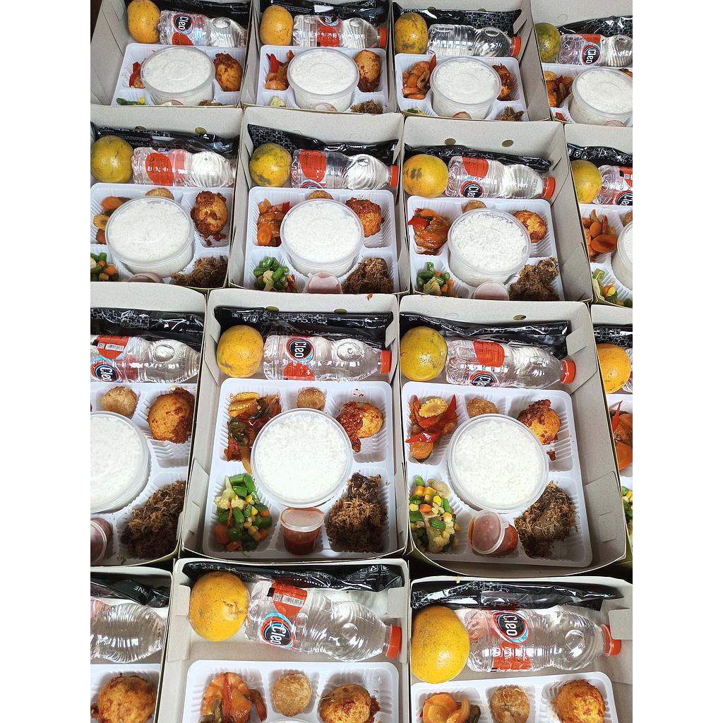 Paket Nasi Box 42 De'Carissa