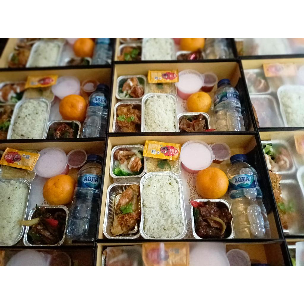 Nasi Box 75 De'Carissa
