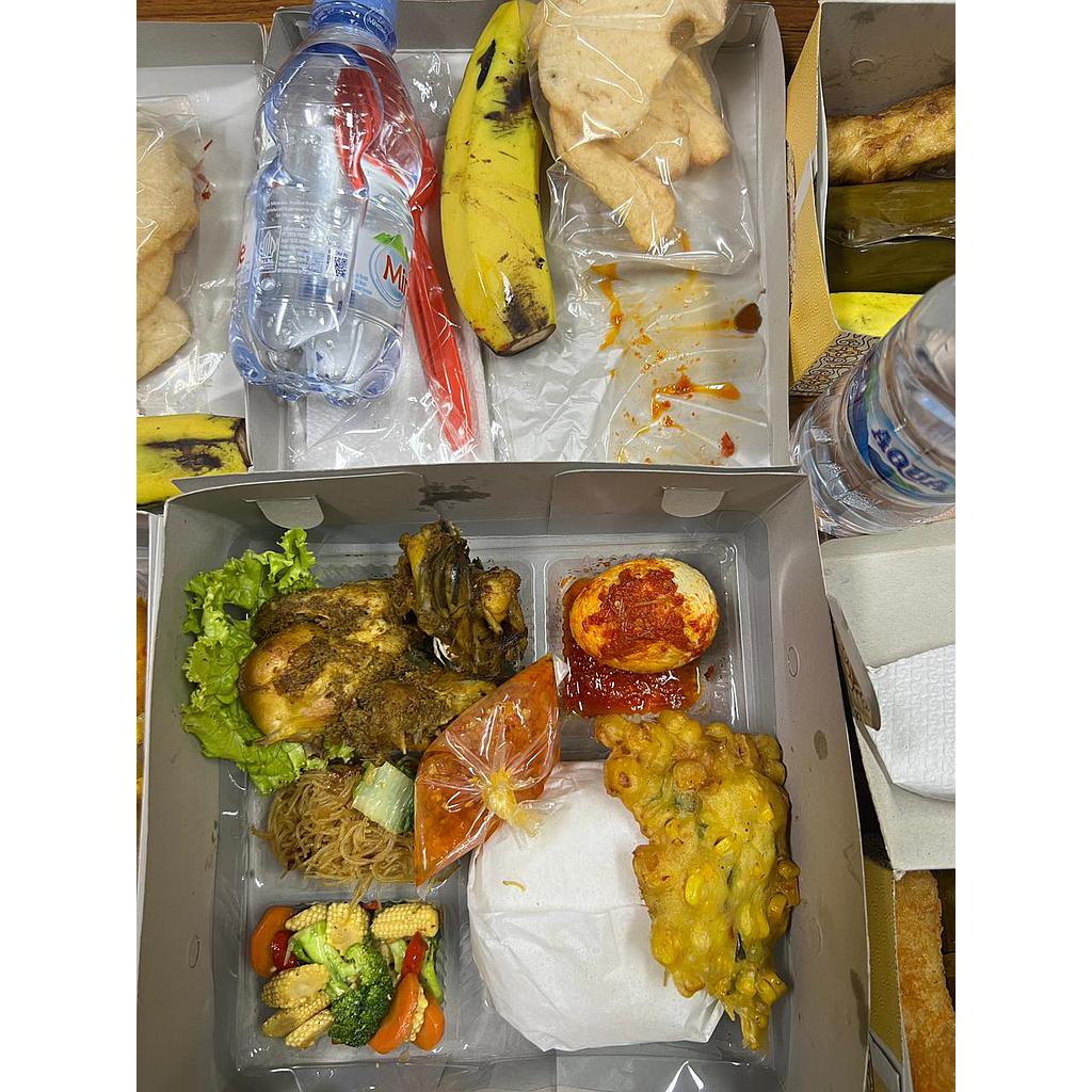 Nasi box nal's food