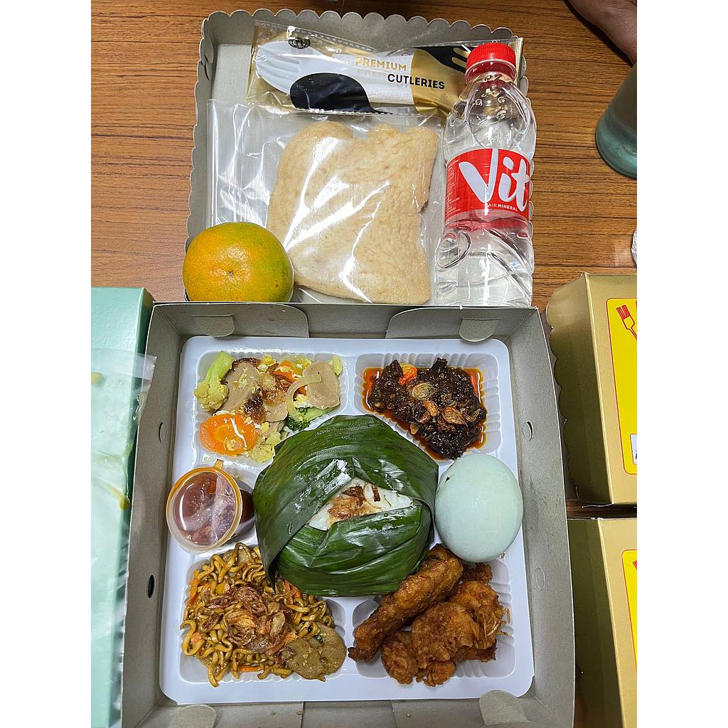 PAKET NASI BOX 1