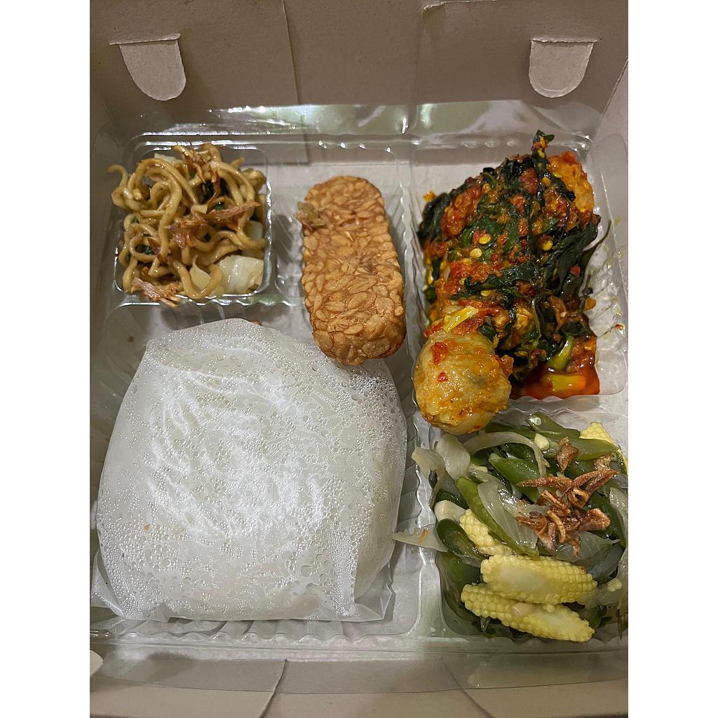 Nasi Box Adel Katering