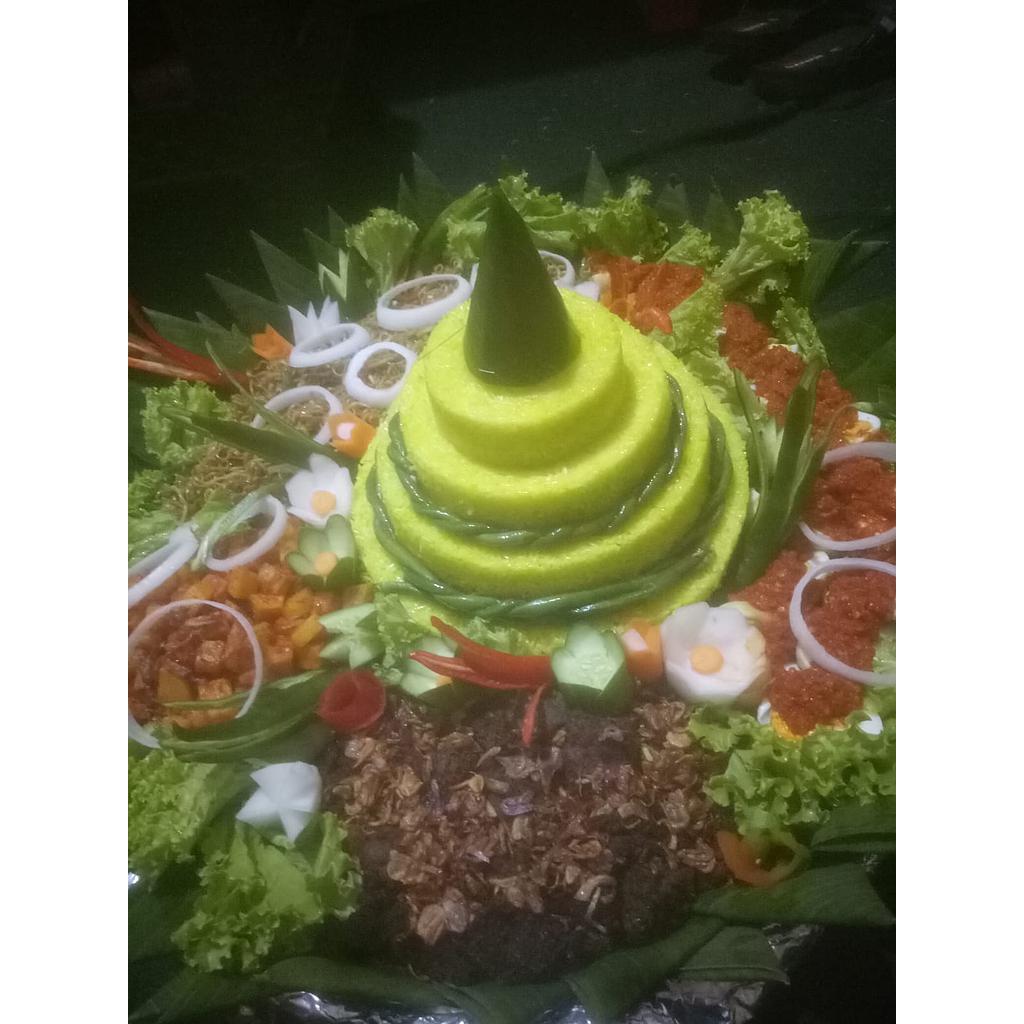 Nasi Tumpeng Besar