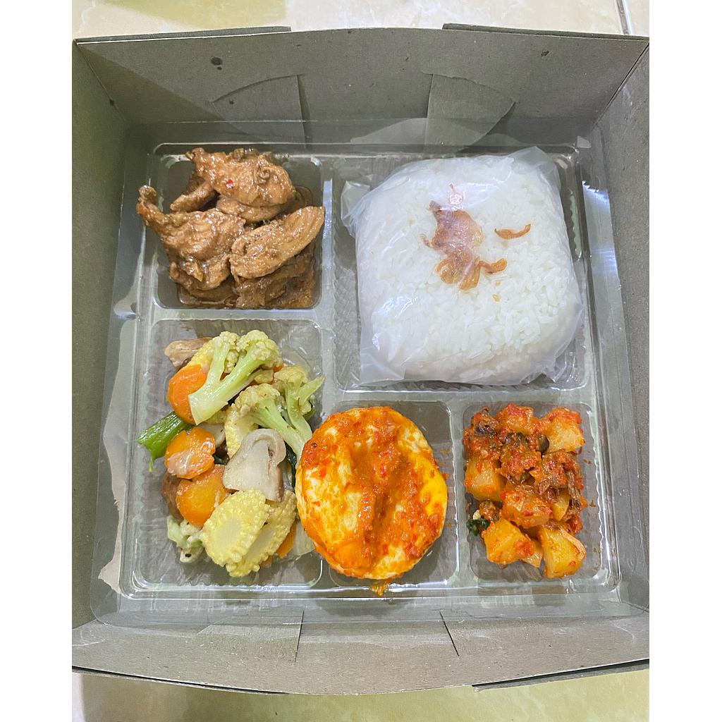 Nasi &amp; Snack Box