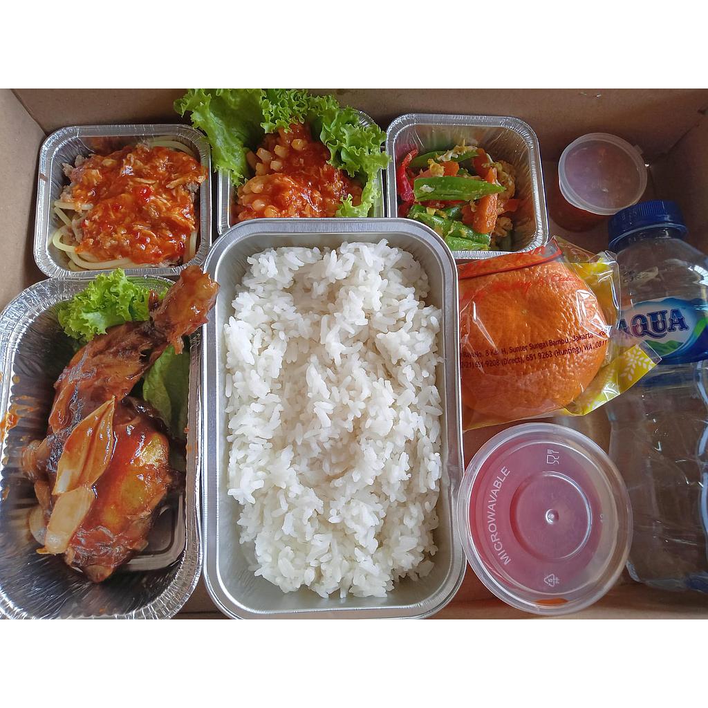 LUNCH VVIP