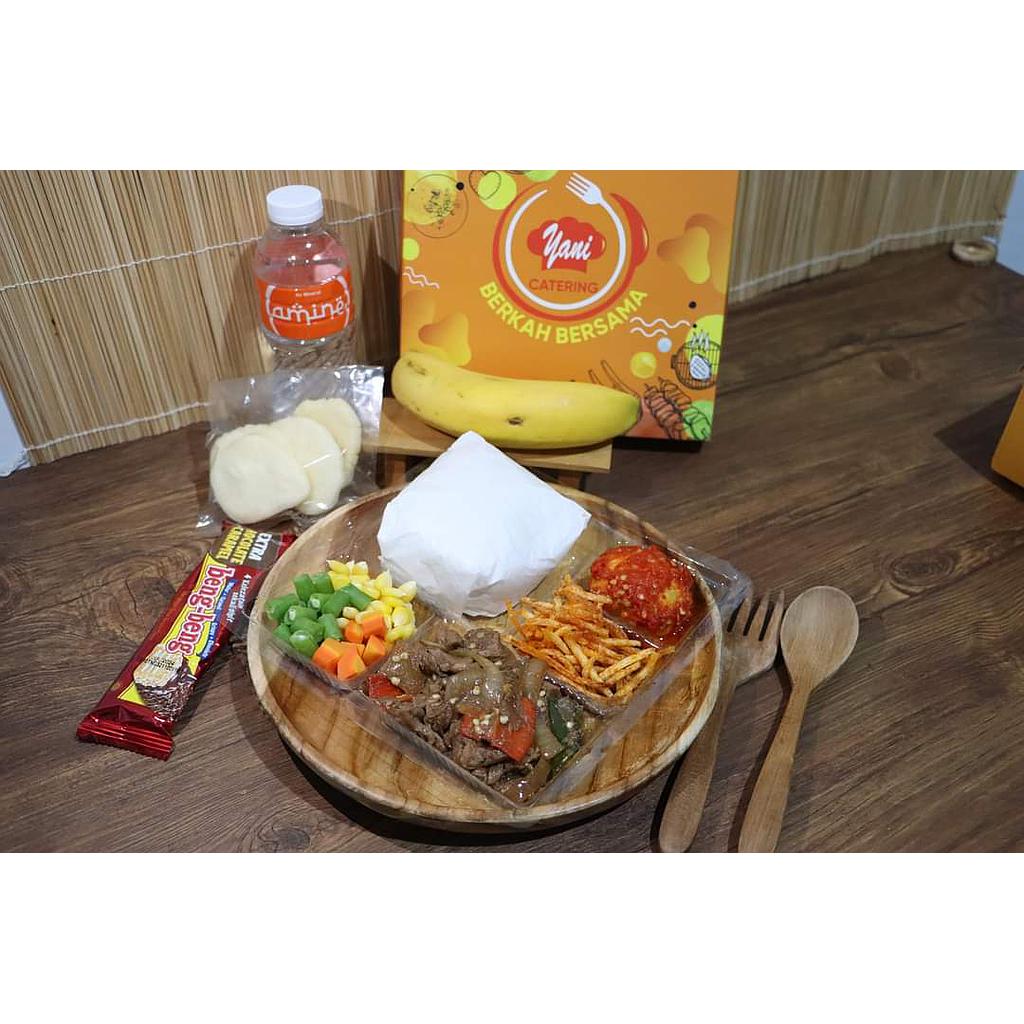 SNACK DAN NASI BOX