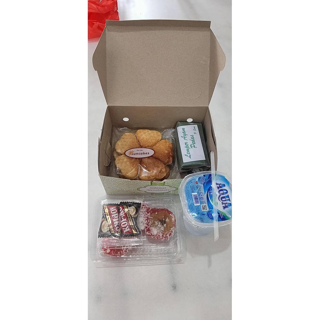 Snack Box Rumah Makan Nikmat