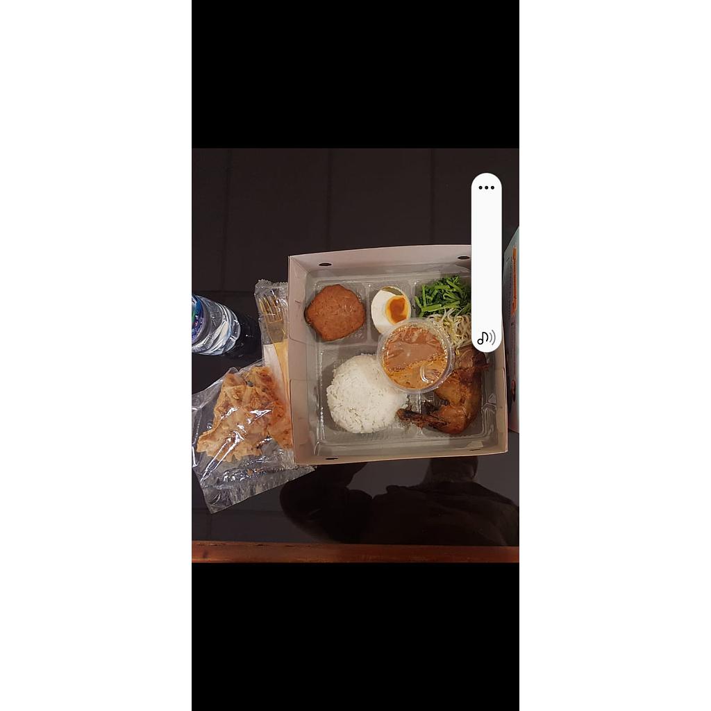 Paket nasi ayam kalasan