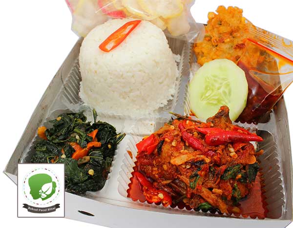 Zahra FOOD 'NASI AYAM GULAI RICA RICA KEMANGI spesial