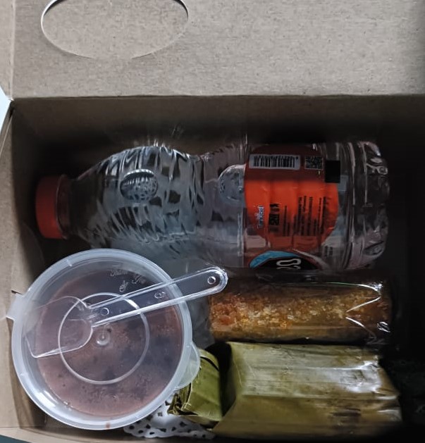 Snack Box Aryuni Cake 17