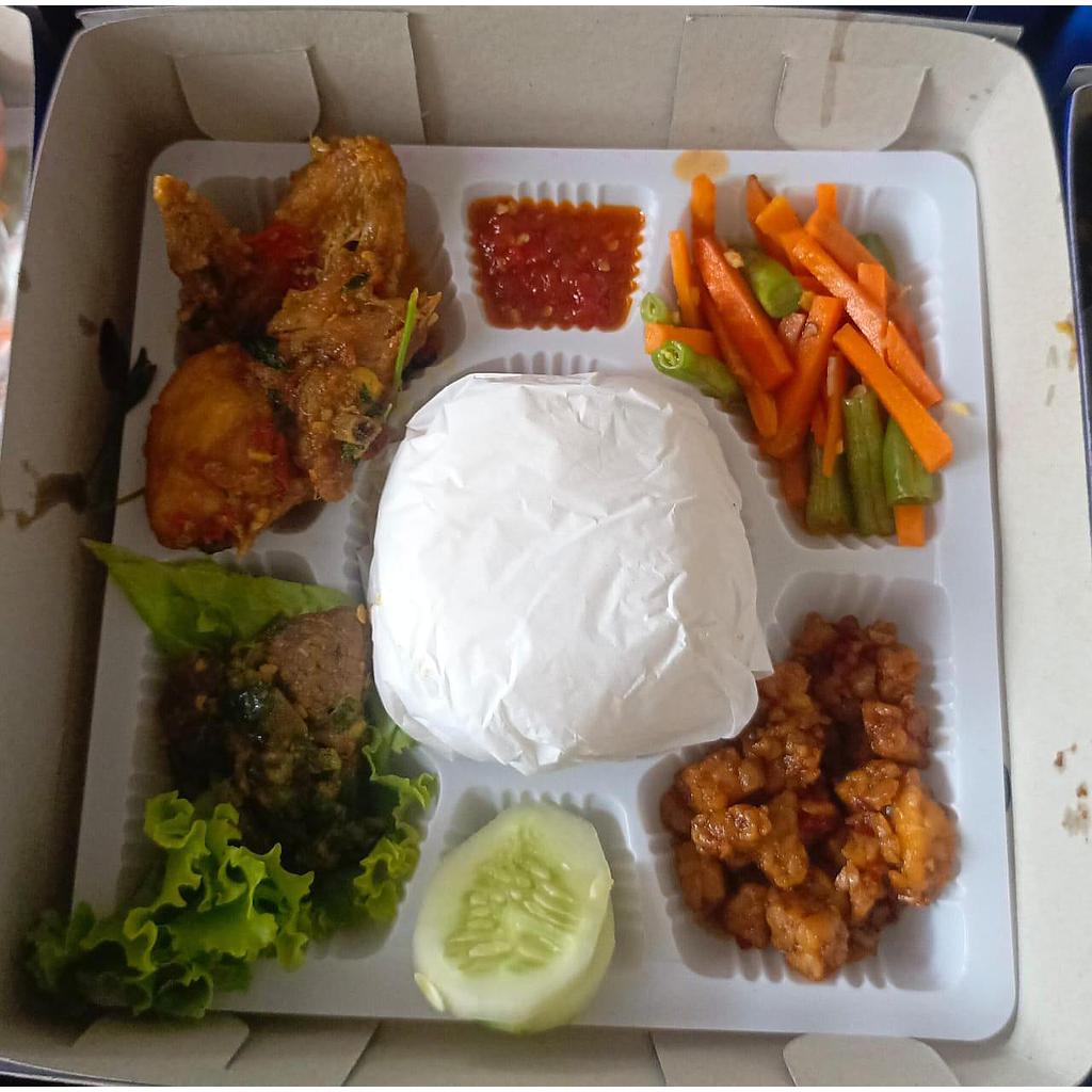 Paket  Nasi Box Yantira 1