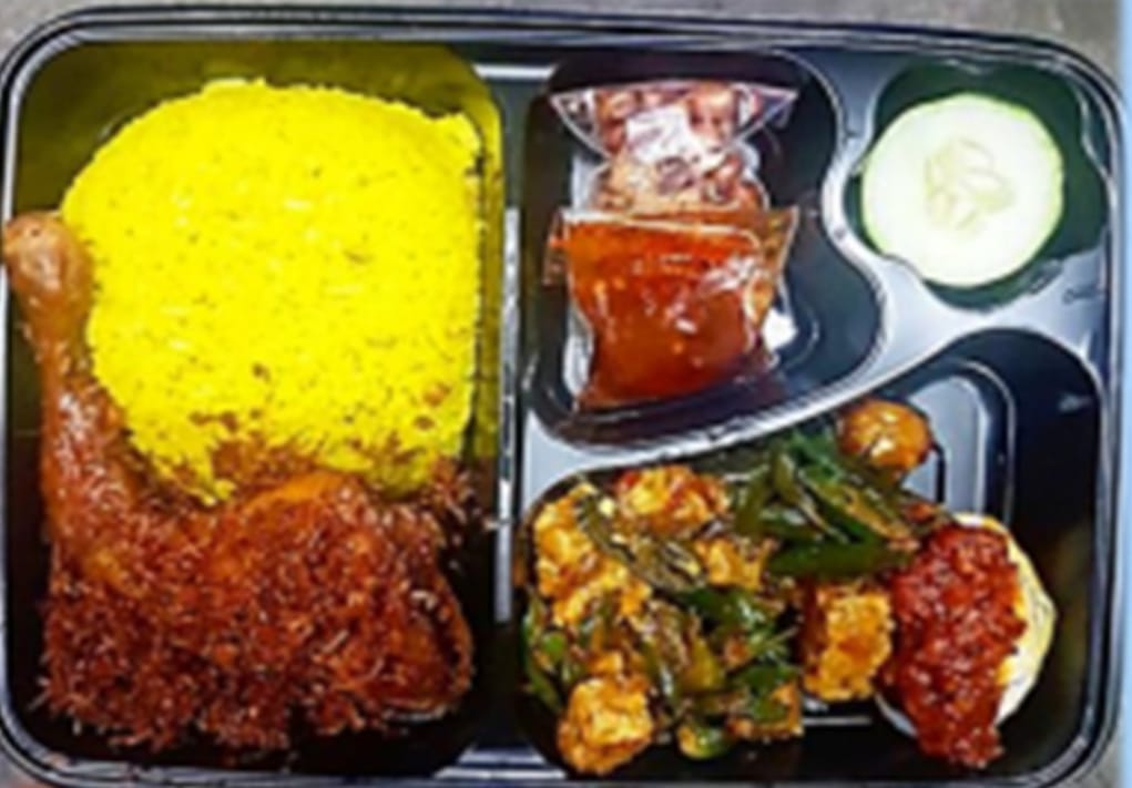 Nasi Kuning Spesial