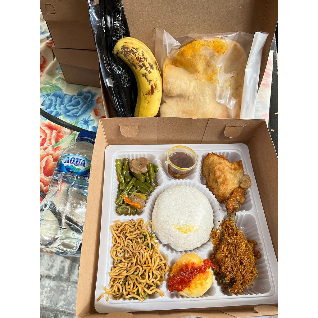 Paket nasi box dapur mboke