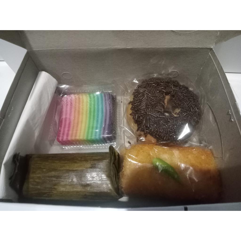 Snack Box Dapoer Mama Kus